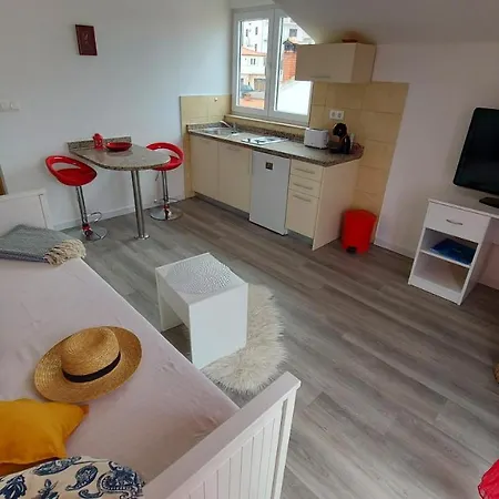 Apartmani Stambuk Jelsa  Exterior photo