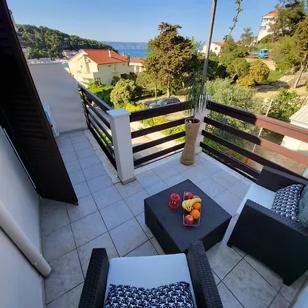 Apartmani Stambuk Jelsa  Room photo