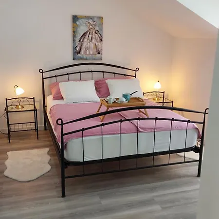 Apartmani Stambuk Jelsa  Room photo