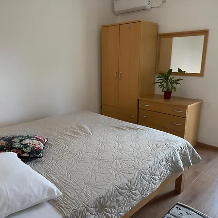 Apartmani Stambuk Jelsa  Room photo