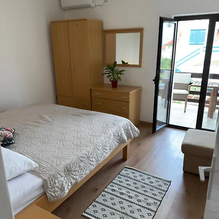 Apartmani Stambuk Jelsa  Exterior photo