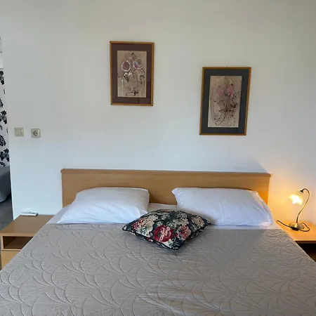 Apartmani Stambuk Jelsa  Exterior photo