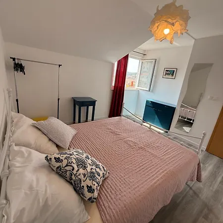 Apartmani Stambuk Jelsa  Exterior photo